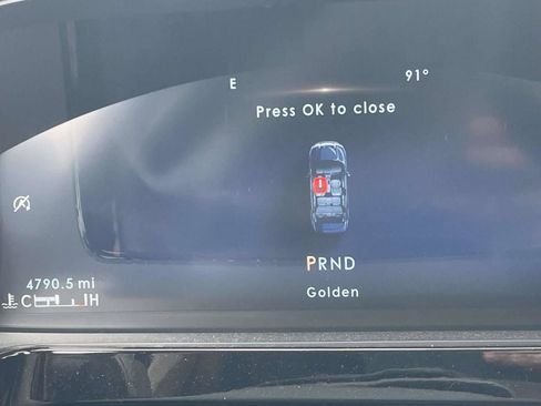 Used 2025 Lincoln Corsair FWD image 30