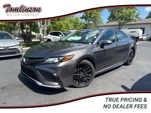 Used 2024 Toyota Camry XSE FWD image 1