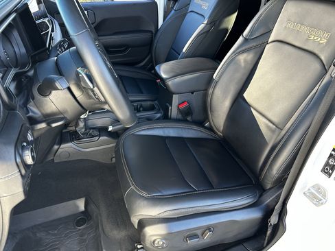 Used 2025 Jeep Wrangler Unlimited Rubicon 392 image 19