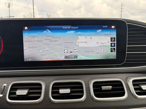 Used 2020 Mercedes-Benz GLS 450 4MATIC image 31