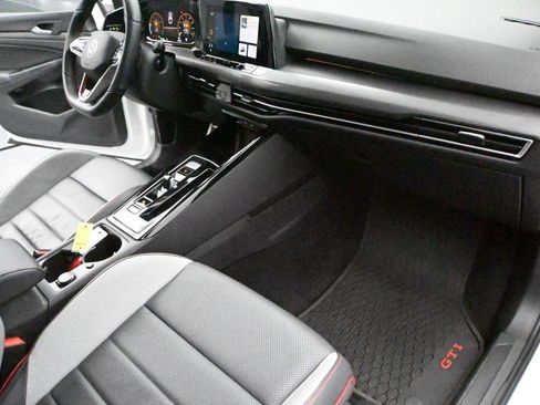Used 2023 Volkswagen GTI SE image 19