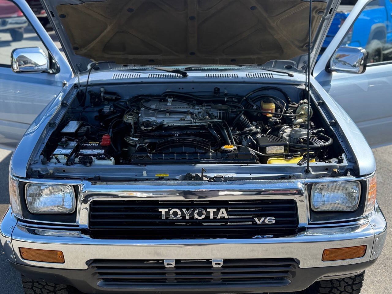 Used 1990 Toyota 4Runner SR5 AWD/4WD image 4