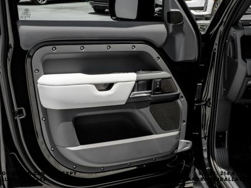 New 2026 Land Rover Defender 110 S AWD/4WD image 46