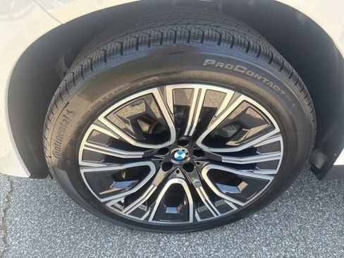 Used 2026 BMW X3 xDrive30 w/ Premium Package image 12