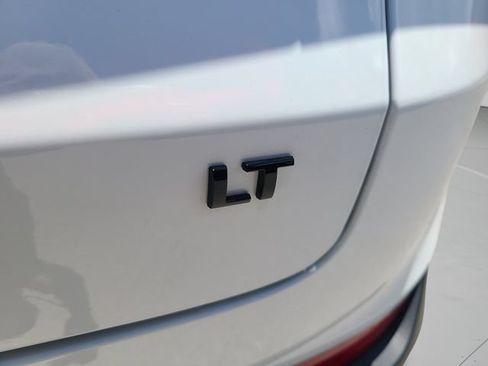 New 2026 Chevrolet TrailBlazer LT w/ Midnight Edition FWD image 9