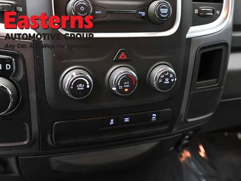 Used 2024 RAM 1500 Classic Warlock RWD image 35