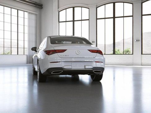 Used 2022 Mercedes-Benz CLA 250 image 26