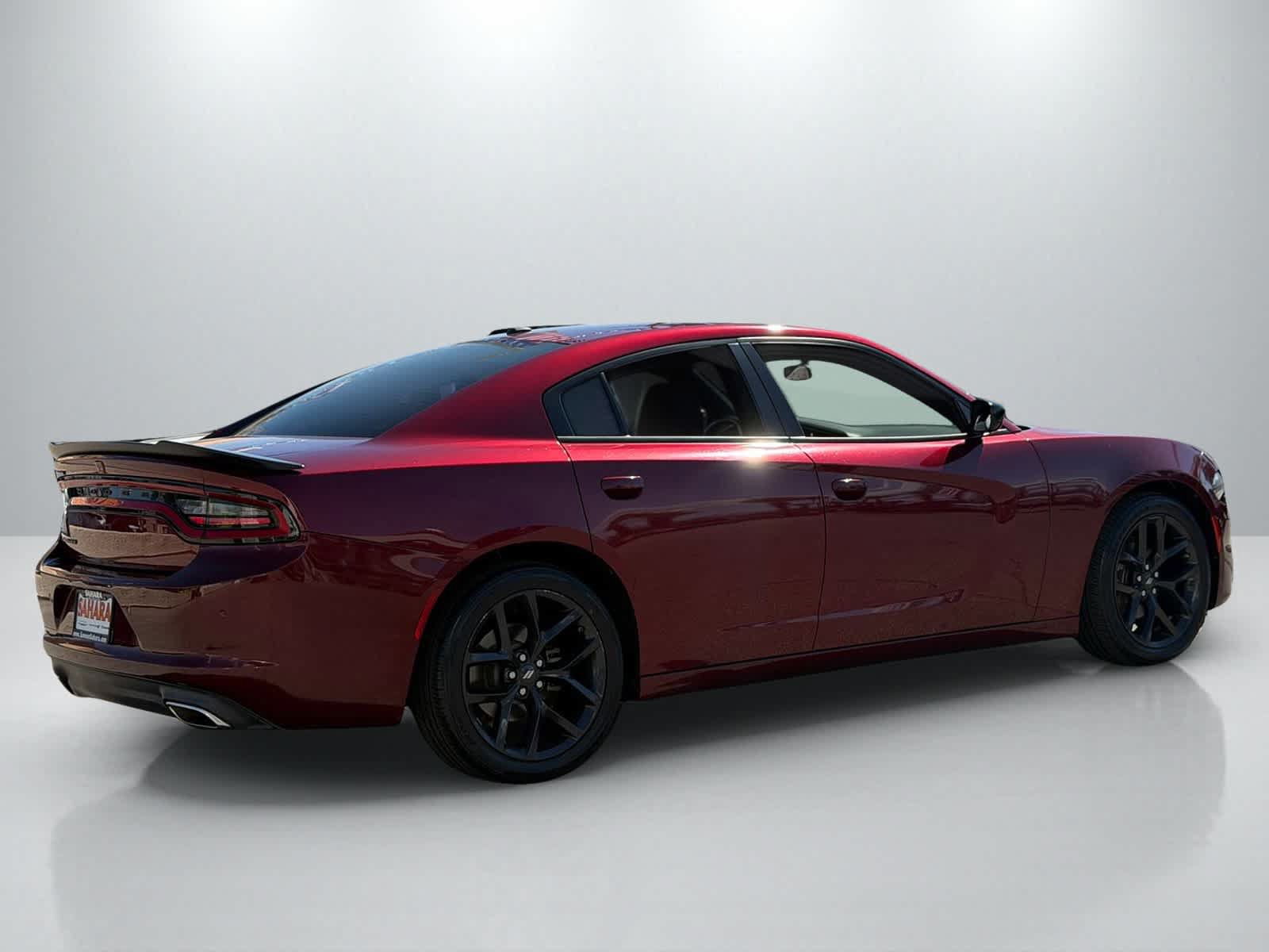 Used 2022 Dodge Charger SXT w/ Blacktop Package RWD image 7