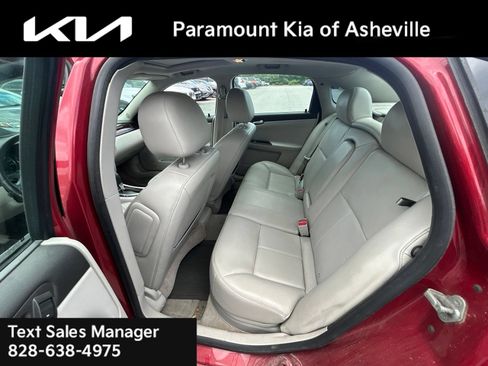 Used 2013 Chevrolet Impala LTZ FWD image 3