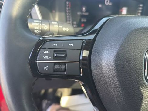 Certified 2025 Honda Pilot Elite image 18