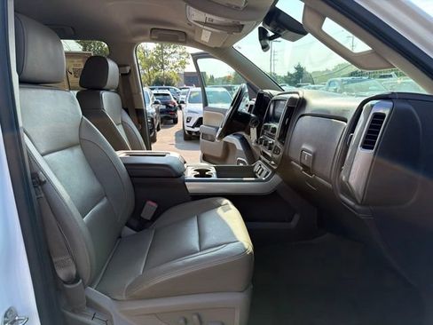 Used 2016 Chevrolet Silverado 1500 LTZ Z71 w/ LTZ Plus Package AWD/4WD image 26