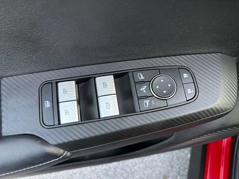 Used 2023 Mitsubishi Outlander SE FWD image 11
