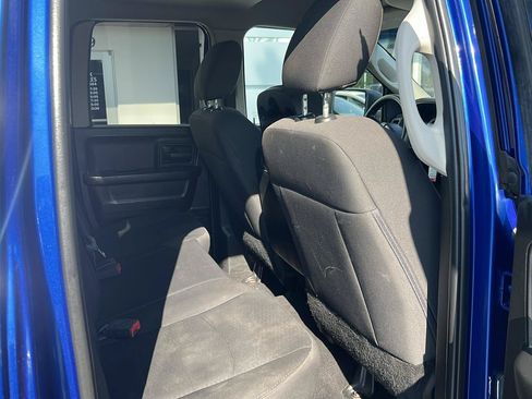 Used 2019 RAM 1500 Express w/ Wheel & Sound Group AWD/4WD image 12
