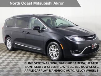 Used 2020 Chrysler Pacifica Touring-L video 1
