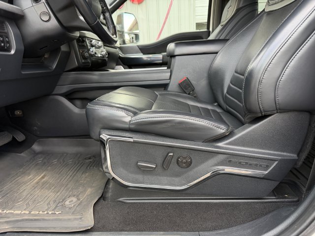Used 2025 Ford F350 Platinum w/ Tremor Off-Road Package AWD/4WD image 25