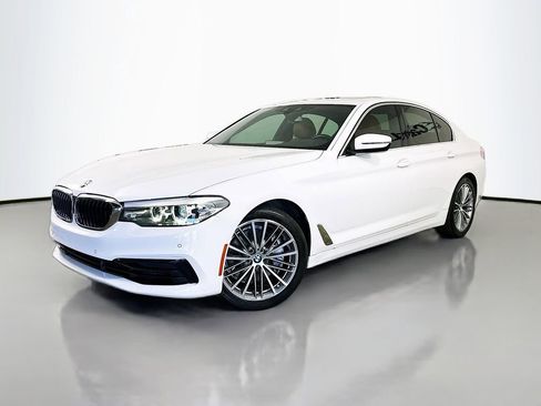 Used 2020 BMW 540i w/ Convenience Package image 3