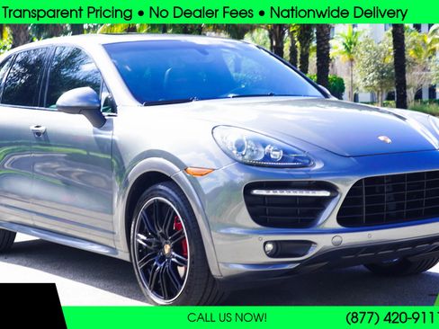 Used 2014 Porsche Cayenne GTS image 4