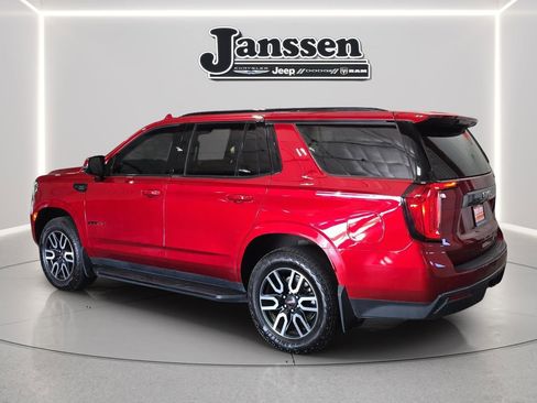 Used 2024 GMC Yukon AT4 image 3