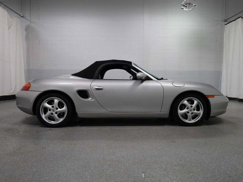 Used 2000 Porsche Boxster RWD image 10