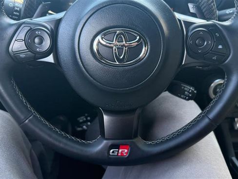 Used 2022 Toyota GR86 w/ ALL Weather Mat Package (TMS) RWD image 26