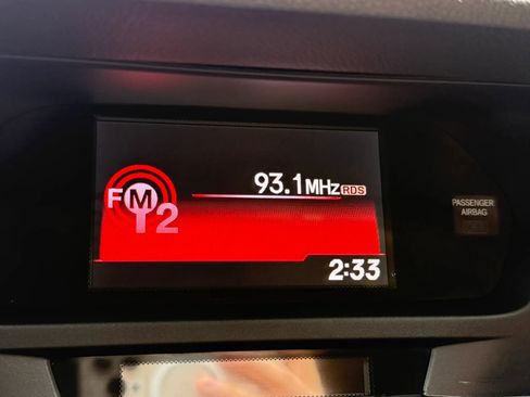 Used 2017 Acura ILX FWD image 38