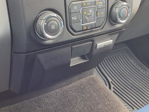 Used 2014 Ford F150 XLT w/ Equipment Group 302A Luxury image 14