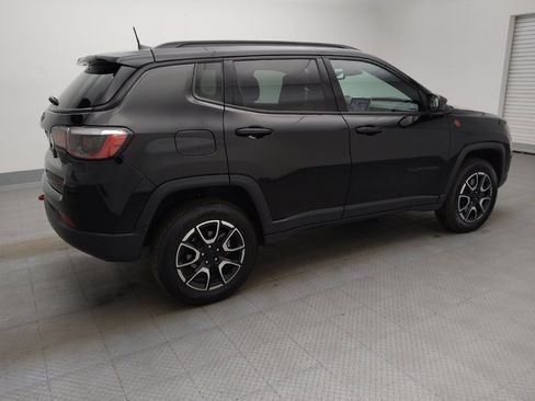 Used 2024 Jeep Compass Trailhawk AWD/4WD image 10