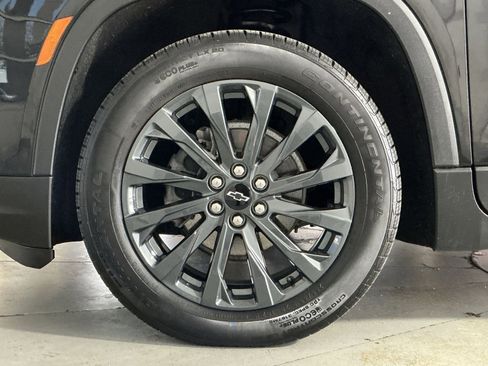 Used 2023 Chevrolet Traverse RS image 20
