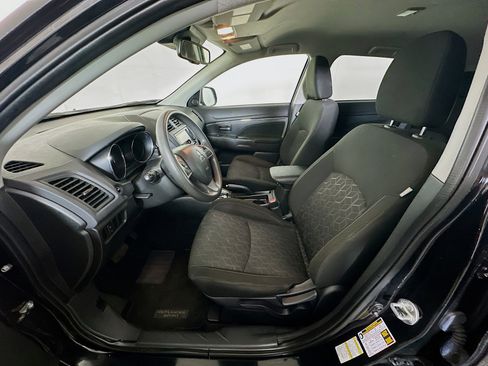 Used 2023 Mitsubishi Outlander Sport ES image 13