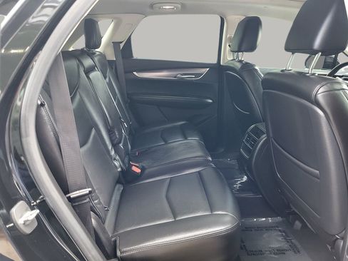 Used 2019 Cadillac XT5 Luxury AWD/4WD image 18