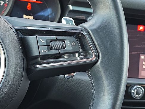 Used 2023 Porsche Macan image 21
