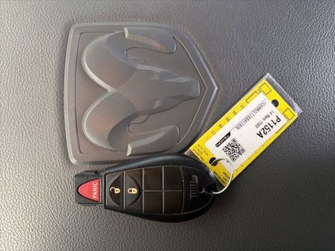 Used 2014 RAM 1500 Big Horn image 36