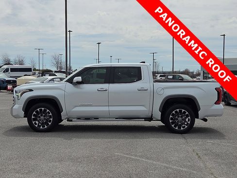 Used 2024 Toyota Tundra Limited AWD/4WD image 3