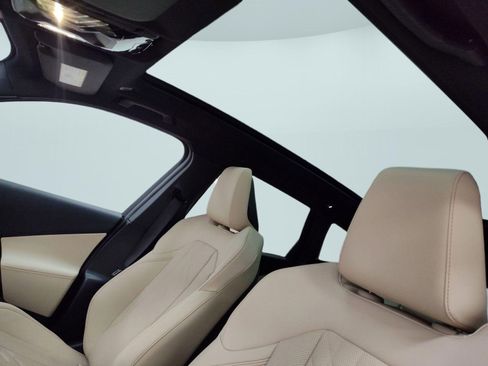 Used 2026 BMW X1 xDrive28i w/ Convenience Package image 15