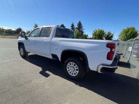 Used 2024 Chevrolet Silverado 2500 LT w/ All Star Edition AWD/4WD image 2