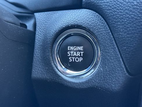 Certified 2025 Toyota RAV4 XLE AWD/4WD image 35