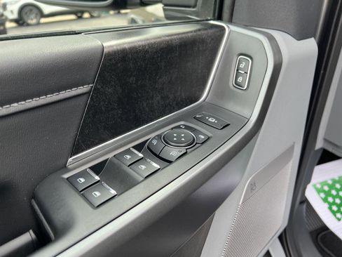 New 2026 Ford F250 XLT w/ XLT Premium Package image 17