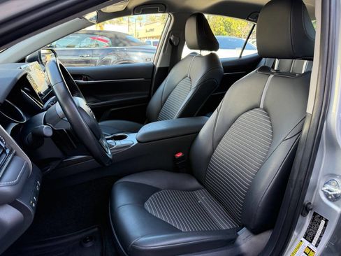 Used 2023 Toyota Camry SE image 22