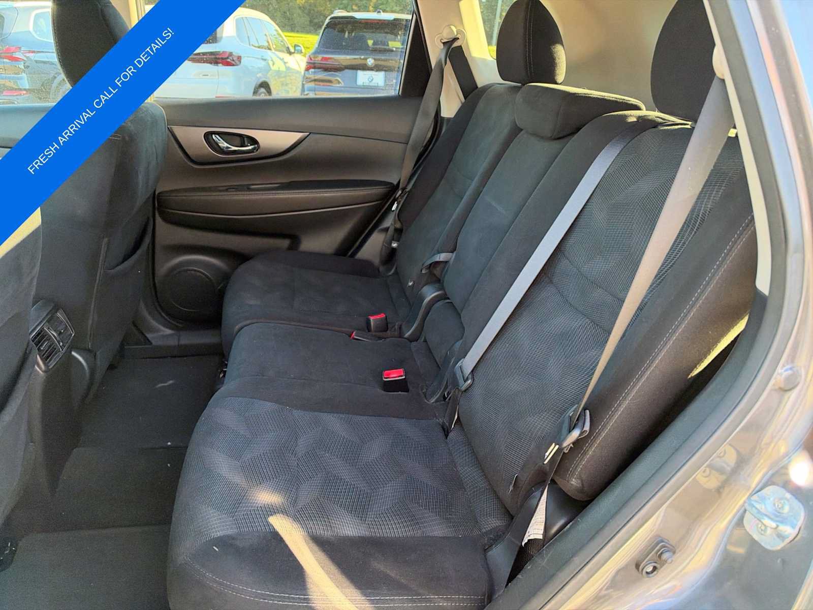 Used 2016 Nissan Rogue SV w/ SV Premium Package AWD/4WD image 18