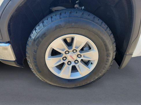 Used 2023 GMC Sierra 1500 Pro w/ Pro Value Package AWD/4WD image 9