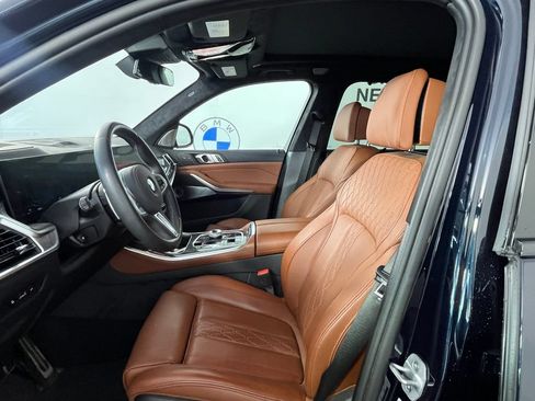 Certified 2026 BMW X5 M60i AWD/4WD image 2