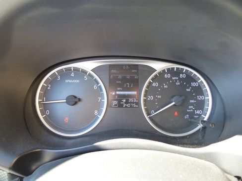 Used 2023 Nissan Kicks S FWD image 25
