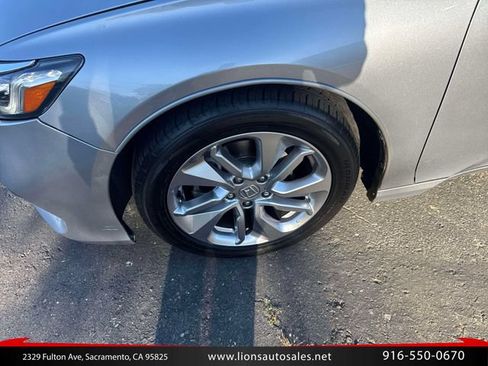 Used 2018 Honda Accord LX image 10