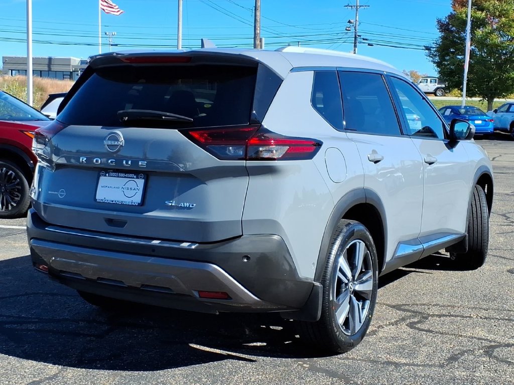 Certified 2023 Nissan Rogue SL w/ SL Premium Package AWD/4WD image 3