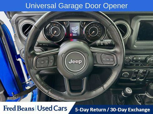 Used 2022 Jeep Wrangler Unlimited Sport AWD/4WD image 16