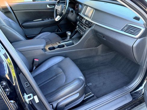 Used 2020 Kia Optima SE FWD image 35