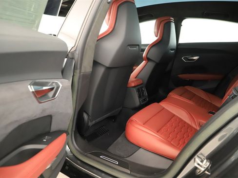 Used 2024 Audi RS e-tron GT w/ Carbon Performance Package image 27