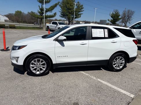 Used 2021 Chevrolet Equinox LT image 16