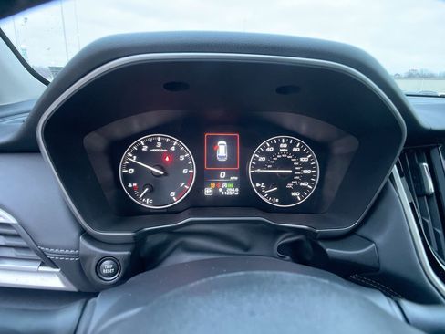 Used 2025 Subaru Outback Limited image 16