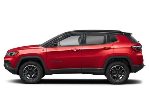 Certified 2025 Jeep Compass Trailhawk w/ Trailhawk Elite Group image 2
